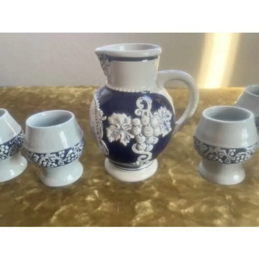German Stoneware Pitcher Salt Glaze Cobalt Bacharach/A.Rhein With 5 Cups (7566)